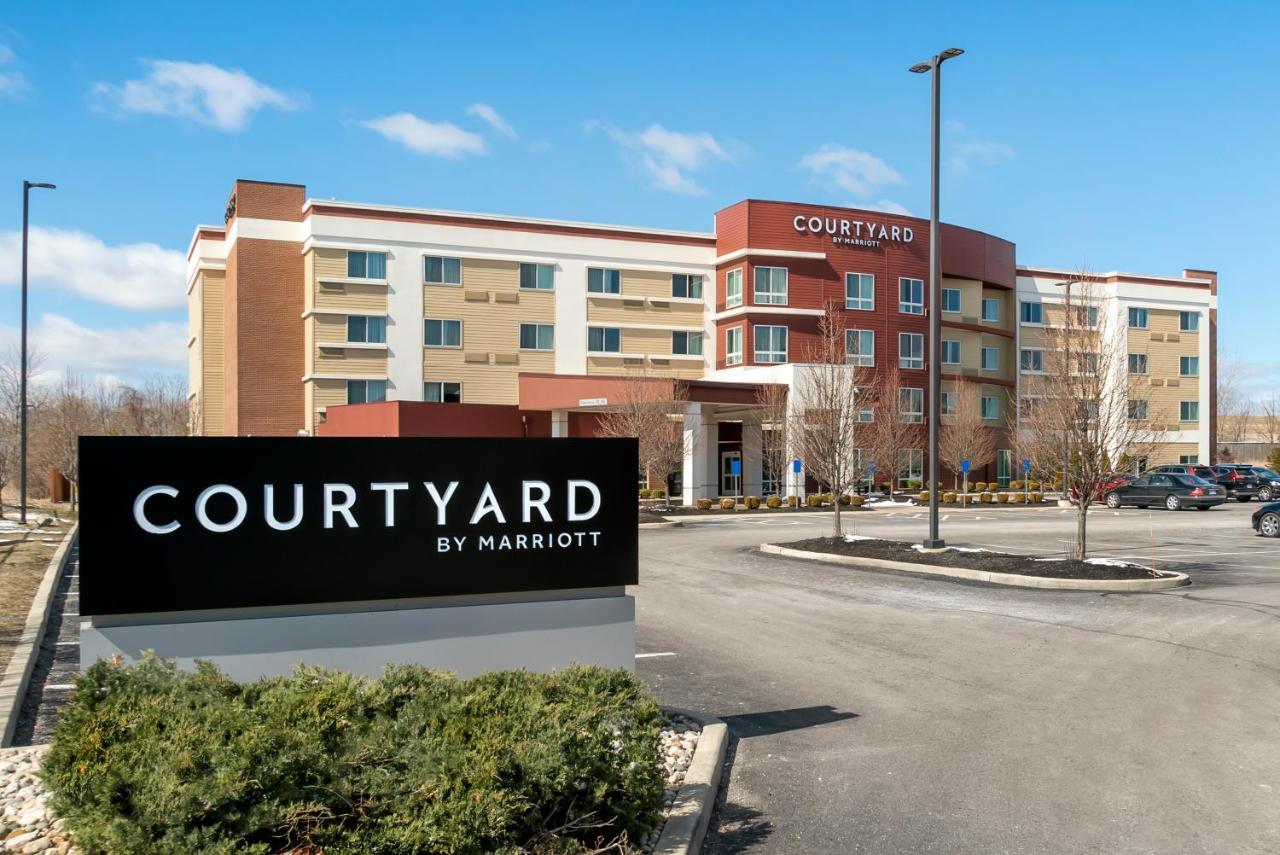 Courtyard By Marriott Toledo North Hotel Exterior photo